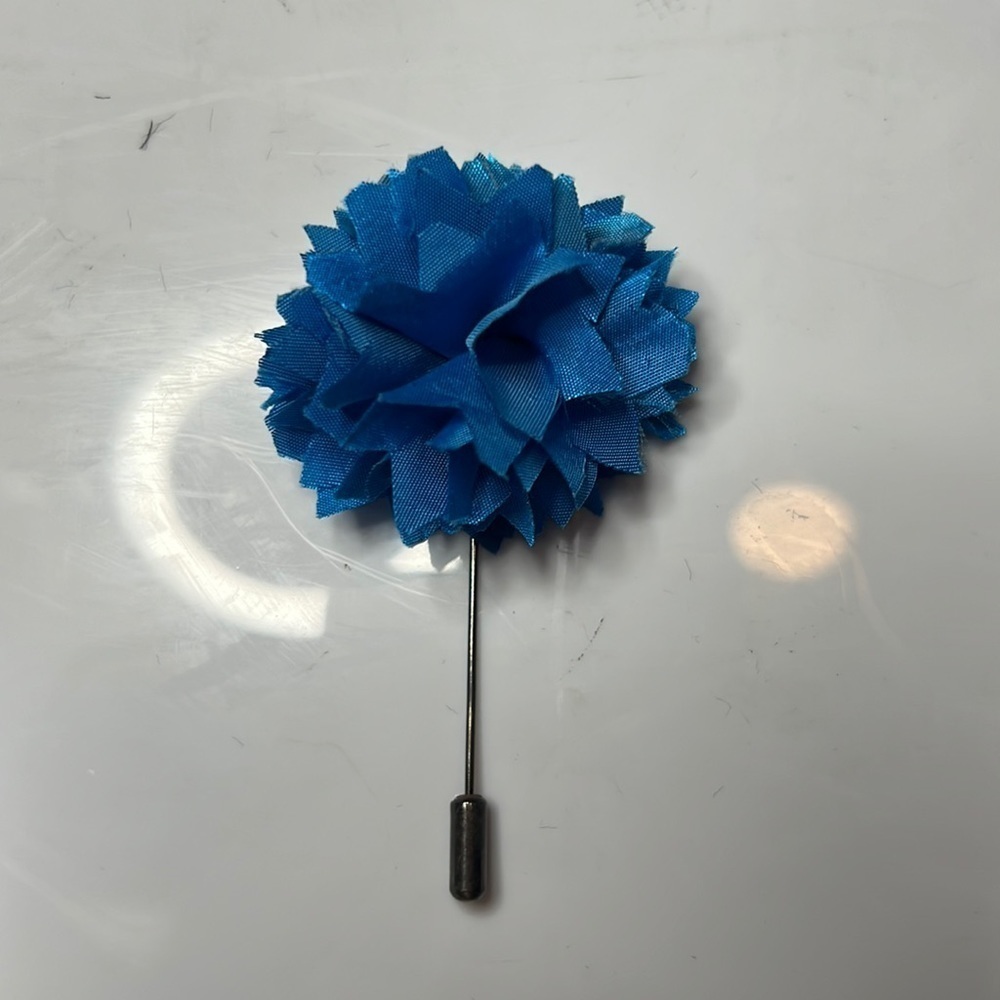 Men’s flower lapel pin blue​​​​​